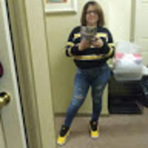 Meet your Posher, Magdalena